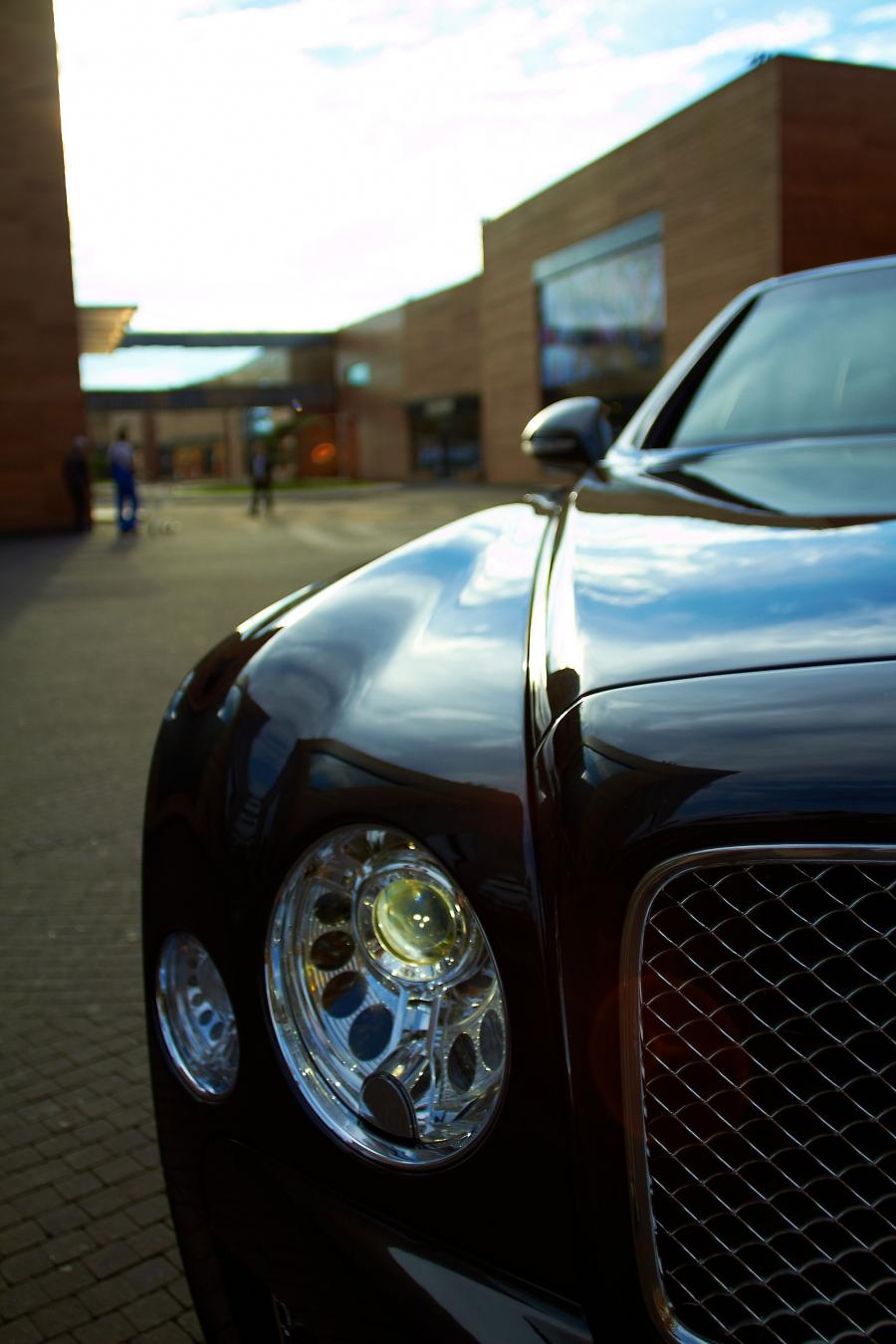  Bentley Mulsanne 2010 года  (фото 217 из 262)